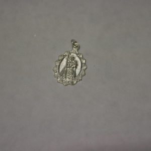 MEDALLA VIRGEN PEREGRINA PLATA 1- Monjas Benedictinas Monasterio Santa Cruz Sahagún